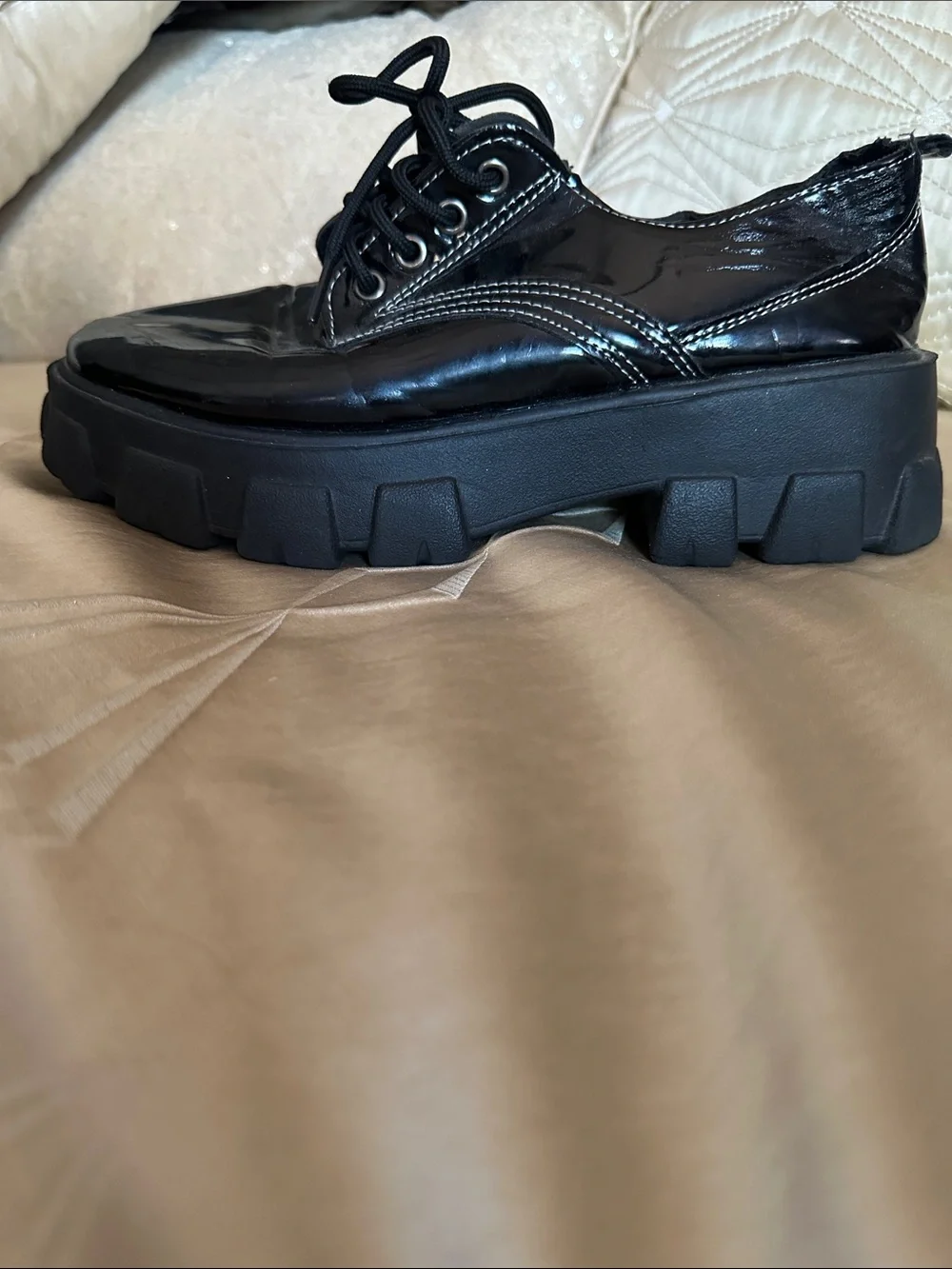 Men's Black Patent Lace-Up Chunky Shoes